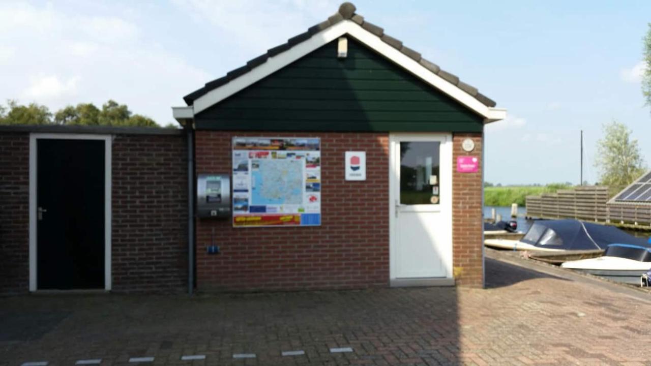 Boat Ella - Kamperen Op Het Water -Niet Om Mee Te Varen -Read Host Profile-Lees Hostprofiel Jutrijp Zewnętrze zdjęcie